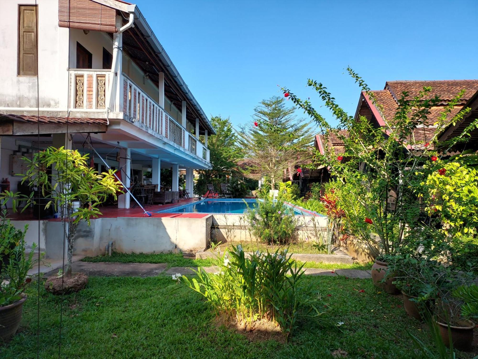 Tanabendang Banglos Pantai Cenang  Exterior photo