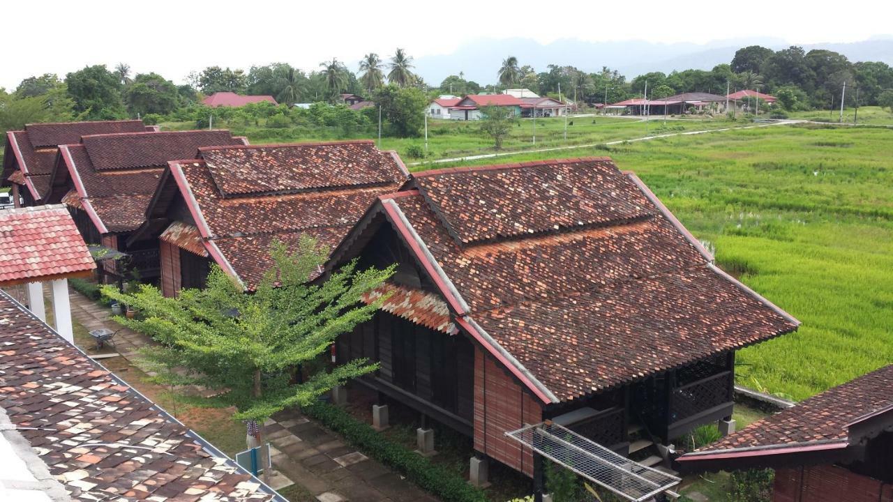 Tanabendang Banglos Pantai Cenang  Exterior photo