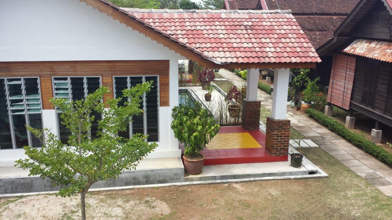 Tanabendang Banglos Pantai Cenang  Exterior photo